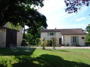 Charming 3-Bed House in hamlet nr La Romieu